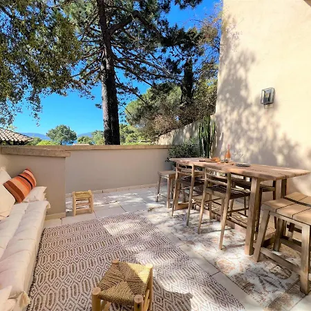 Casetta Cala Rossa Villa Lecci