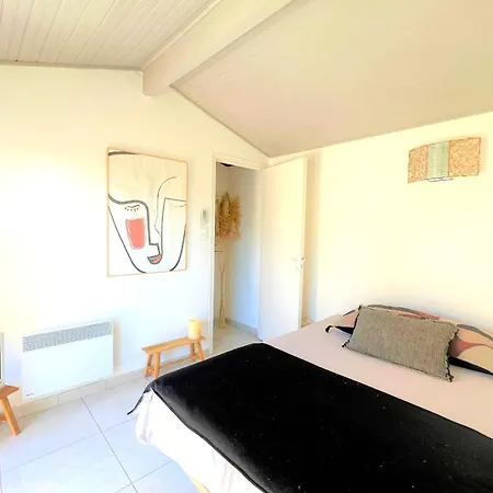 Casetta Di Cala Rossa Villa Lecci